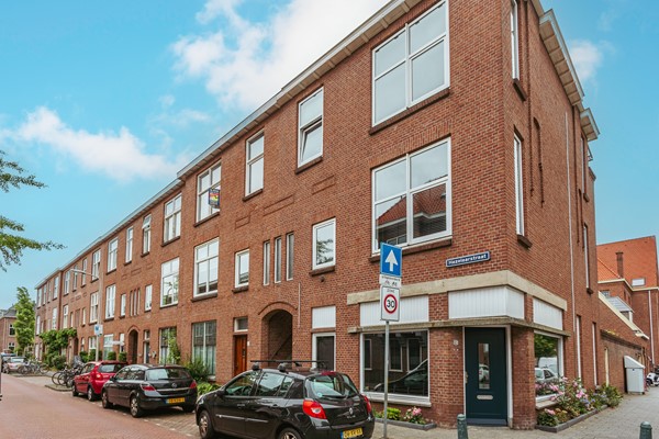 Medium property photo - Hazelaarstraat 93, 2563 VK Den Haag